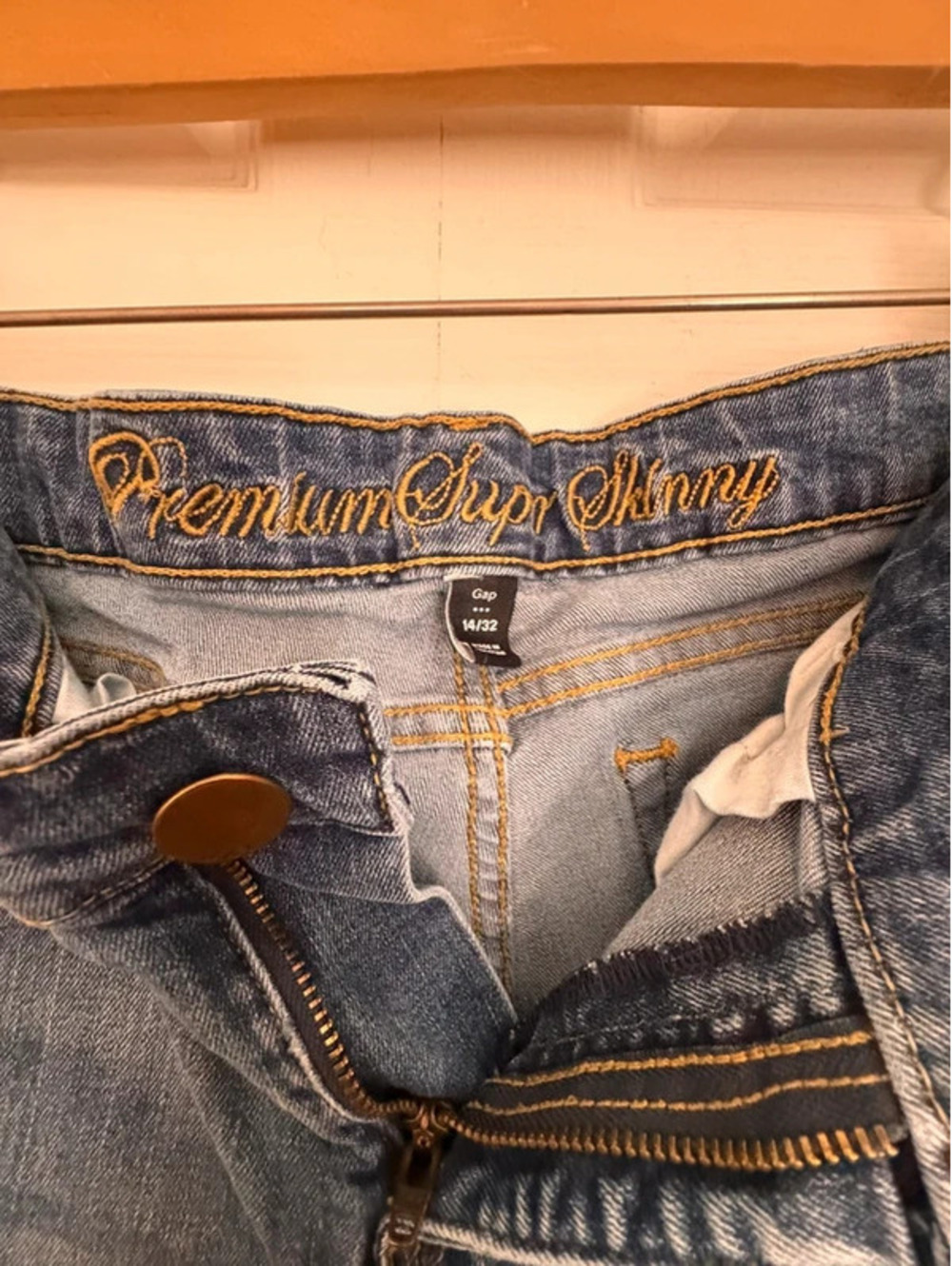 Gap Premium Super Skinny jeans, Size 14